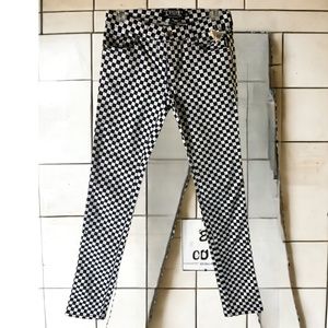 Tripp NYC  Harlaquin skinny jeans Sz 28 Cotton Like New